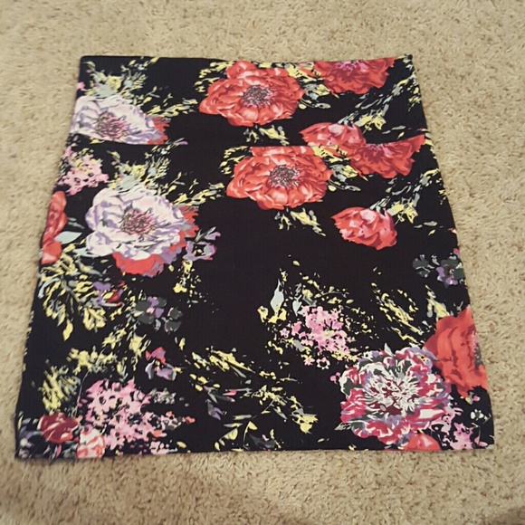 Charlotte Russe floral skirt