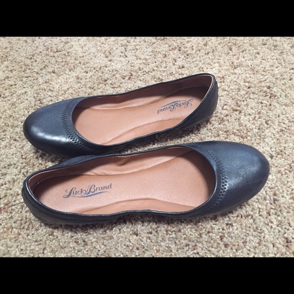 Lucky Brand black flats size 7 1/2