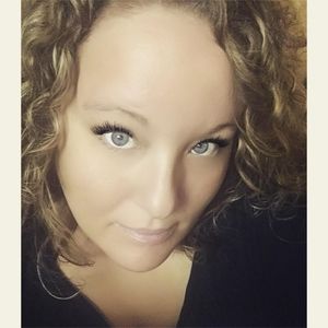 Meet your Posher, Crissy