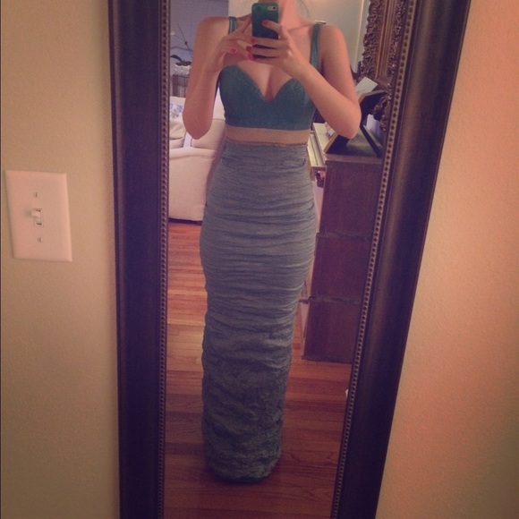 Aqua Nicole Miller mermaid gown