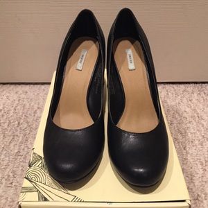 Urban Outfitters Kimchi Blue heels (black)