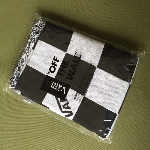 vans checkered blanket