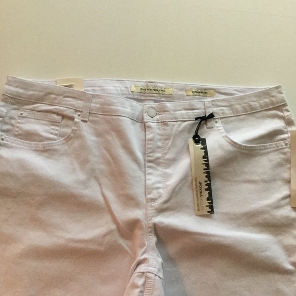 SECRET SLIMMING PLUS SIZE WHITE JEANS JONES NY NWT - Picture 4 of 4