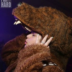 Meet your Posher, Cassidi