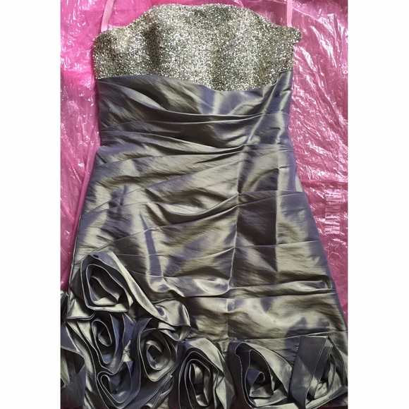 Green cocktail/prom dress