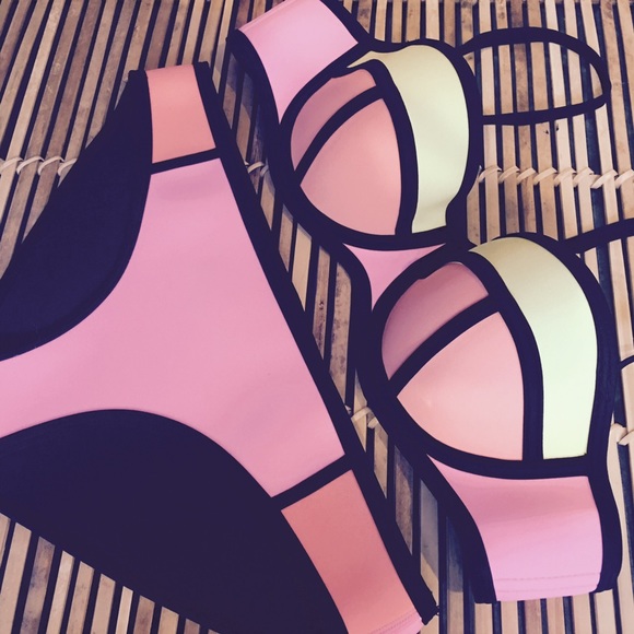 triangl swimwear Other - Triangl Swimwear Bikini Set Poppy Neoprene
