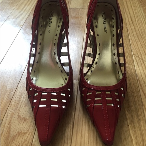 BCBG Red Pointy Heels ...new lower price!!!! - Picture 2 of 4