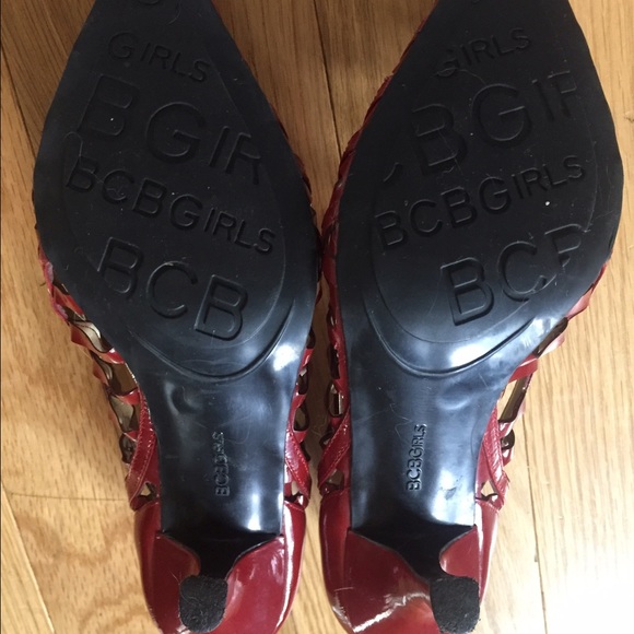 BCBG Red Pointy Heels ...new lower price!!!! - Picture 4 of 4