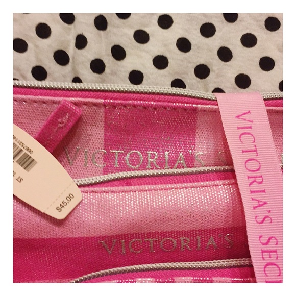Victoria's Secret makeup bag set - Picture 3 of 3