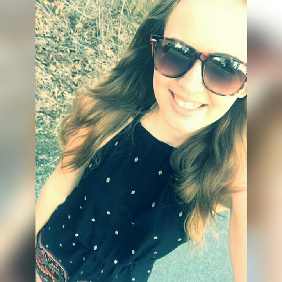 Meet your Posher, Trinity