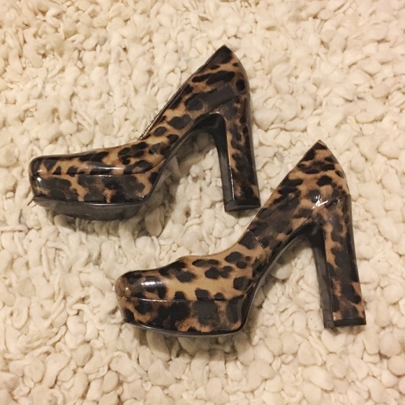 ✨Nine West✨ Leopard Heels