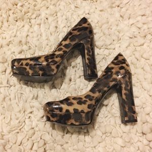 ✨Nine West✨ Leopard Heels