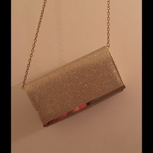 Gold clutch
