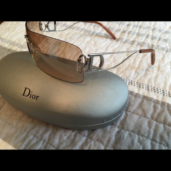 Authentic Christian Dior Aviator Sunglasses.