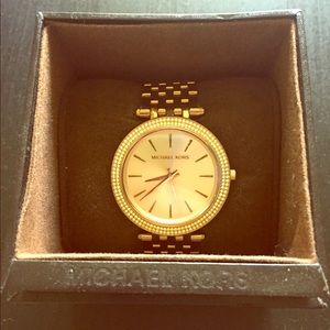 SOLD - Michael Kors Darci Pavé Rose Gold Watch