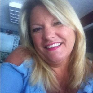 Meet your Posher, Pam