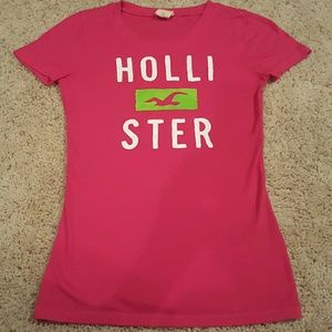 Hollister tee