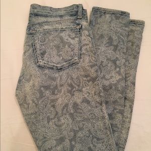 J Brand Blue Paisley Paint Skinny Jeans Size 28