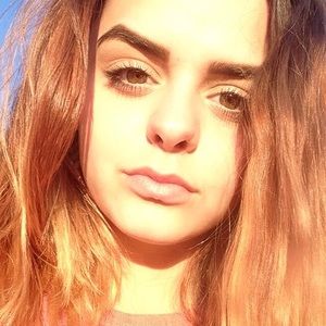 Meet your Posher, Kaitlyn