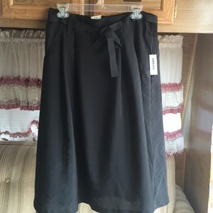 Old navy black skirt