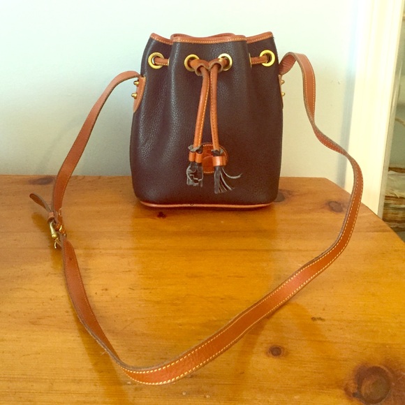 Vintage Dooney and Bourke bucket bag