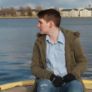 Meet your Posher, Stacy