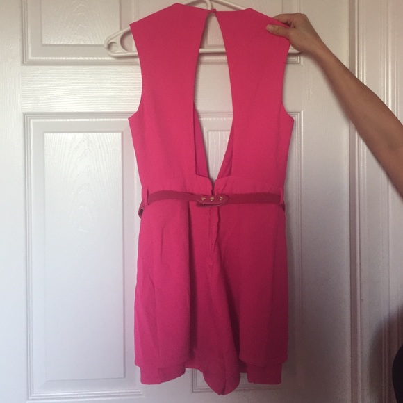 SOLD !! pink romper ๐ - Picture 3 of 3