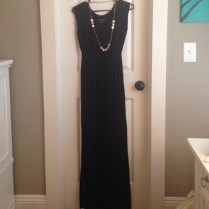 Liz Lange Maternity Maxi Dress