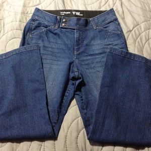 Lane Bryant Tummy tech. Flare jeans 14 petite