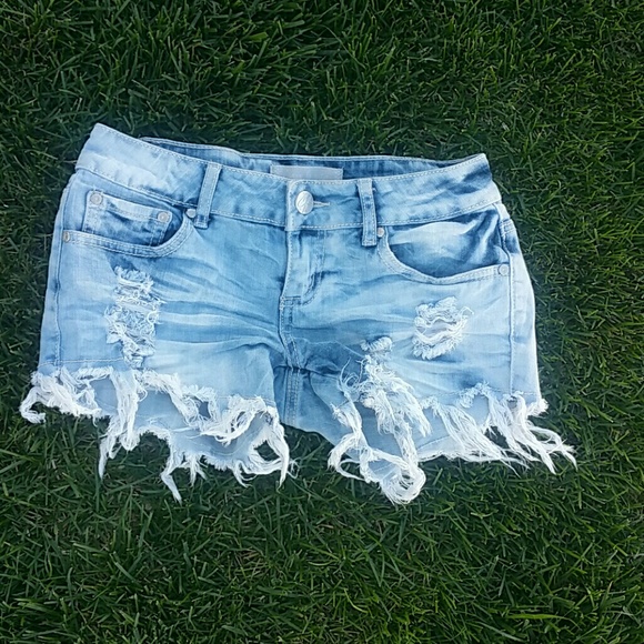 Almost Famous Pants - Jean shorts