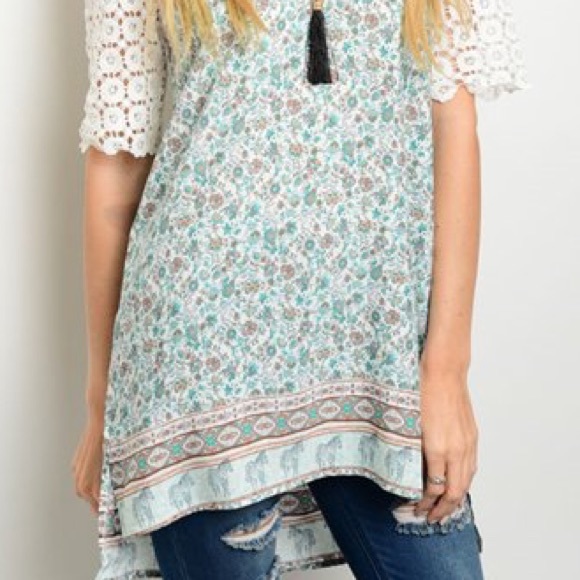 White/mint tunic with crochet detail! LAST ONE** - Picture 2 of 2