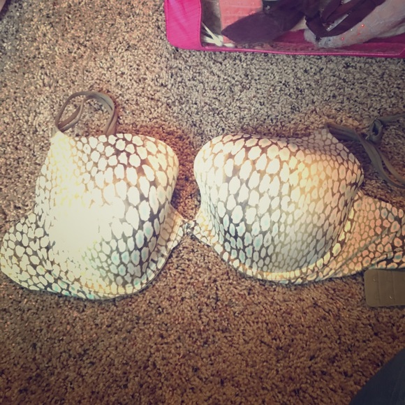 Victoria secret 38D