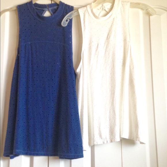 NWT American Eagle Hi-Neck Tanks in Navy & White