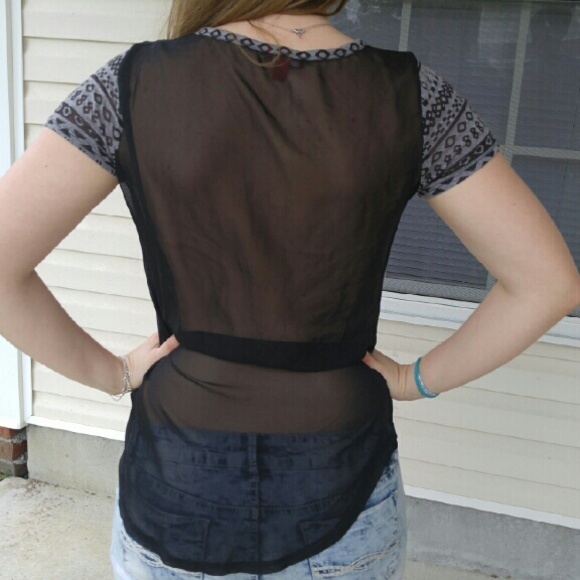 Top - Picture 2 of 2