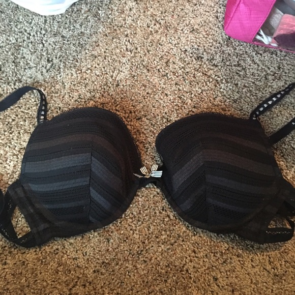 Victoria secret 38D