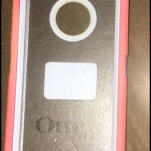 Pink/ peach Otterbox on hold for calijoo :)