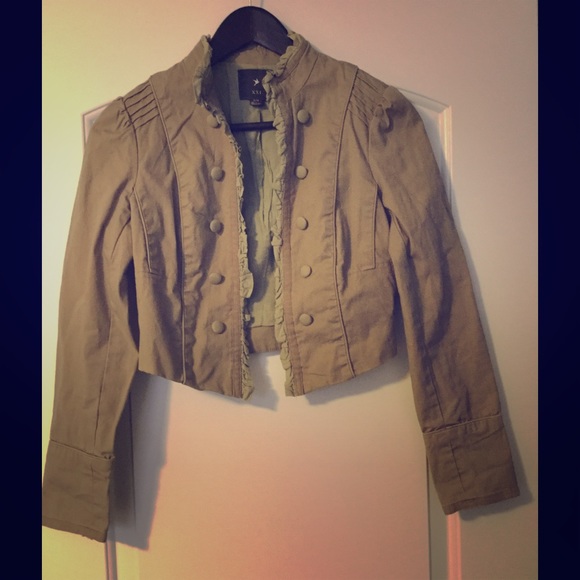 Military style cropped jacket