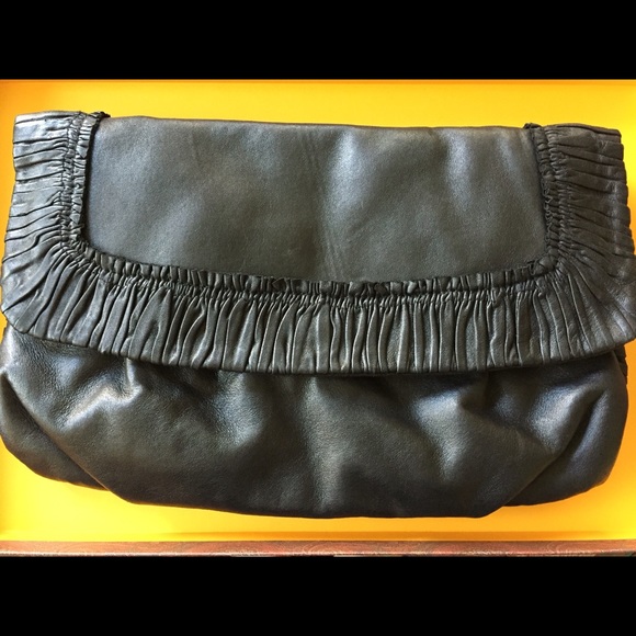 🎉SOLD🎉 Elie Tahari Bag