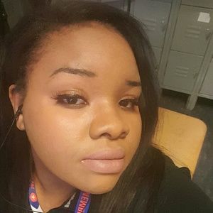 Meet your Posher, Deseree