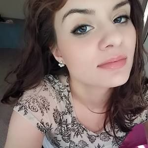 Meet your Posher, Isabel