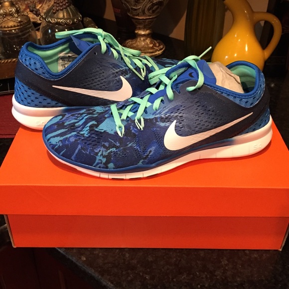 Nike Shoes - Brand New Royal Blue Printed Nikes