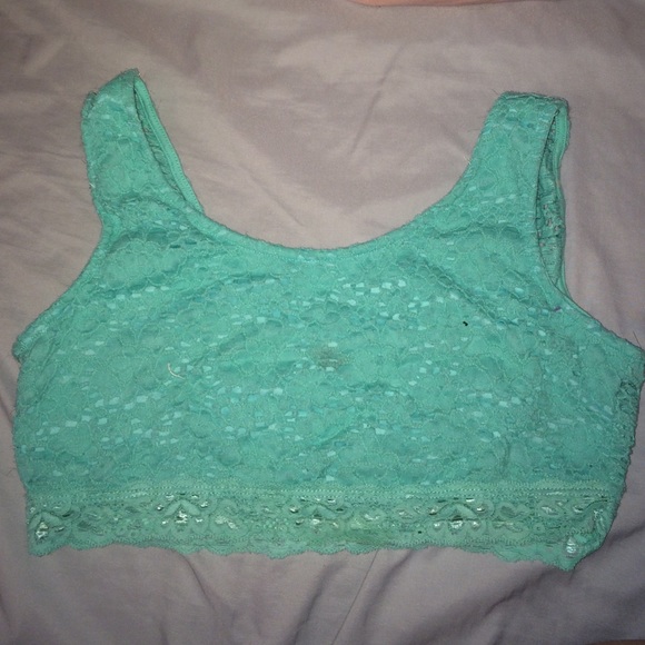 turquoise crop tank top. never worn!!