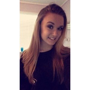 Meet your Posher, Katelyn