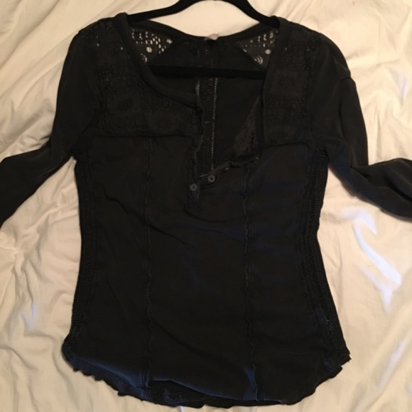 Dark gray Free People shirt.