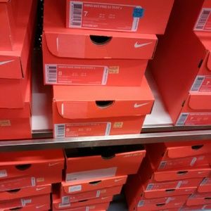 Meet your Posher, Viktoria