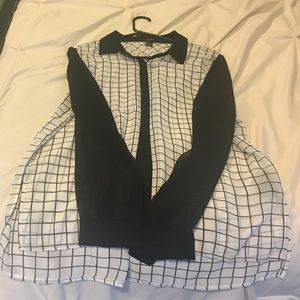 Black and white F21 blouse