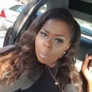 Meet your Posher, Ebony