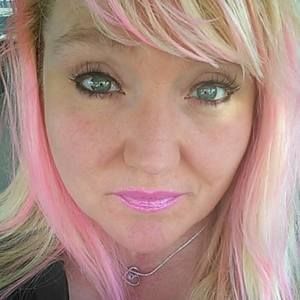 Meet your Posher, Tina