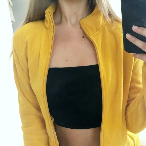 Yellow Jacket - Picture 1 of 2