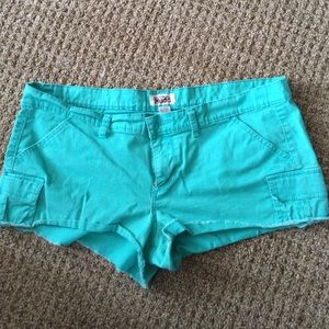 🚨DONATING SOON! Mudd Teal shorts